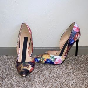 Floral pumps
